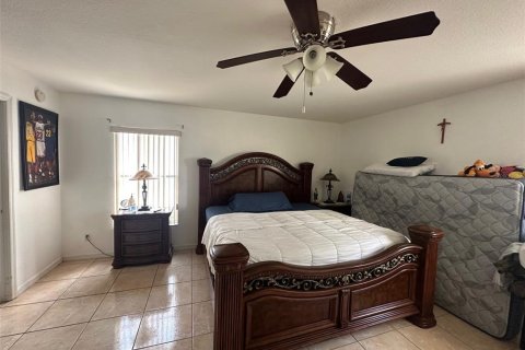 House in Ocala, Florida 3 bedrooms, 162.11 sq.m. № 1534432 - photo 19