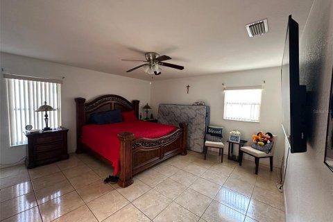 House in Ocala, Florida 3 bedrooms, 162.11 sq.m. № 1534432 - photo 21