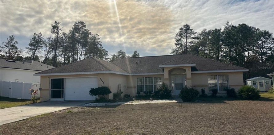 House in Ocala, Florida 3 bedrooms, 162.11 sq.m. № 1534432