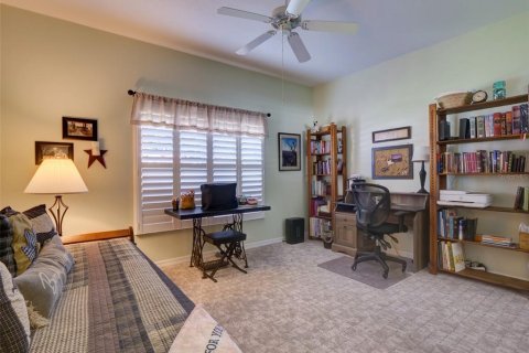 House in Leesburg, Florida 3 bedrooms, 167.41 sq.m. № 2120892 - photo 7