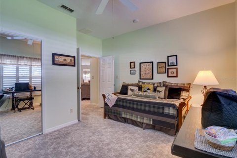 House in Leesburg, Florida 3 bedrooms, 167.41 sq.m. № 2120892 - photo 8