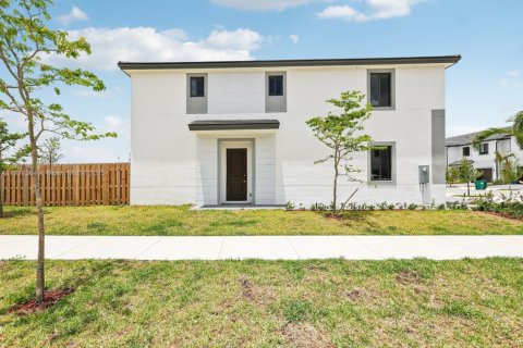 Townhouse in Homestead, Florida 4 bedrooms, 161.56 sq.m. № 1696762 - photo 2