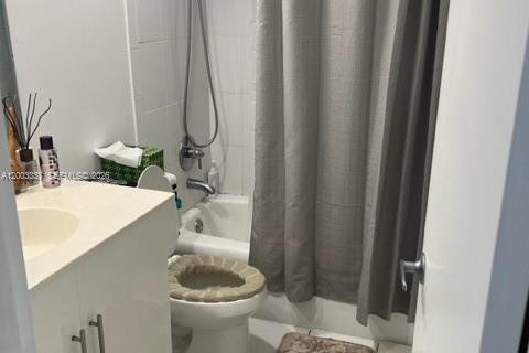 Copropriété à louer à Hollywood, Floride: 1 chambre, 75.9 m2 № 2066584 - photo 20