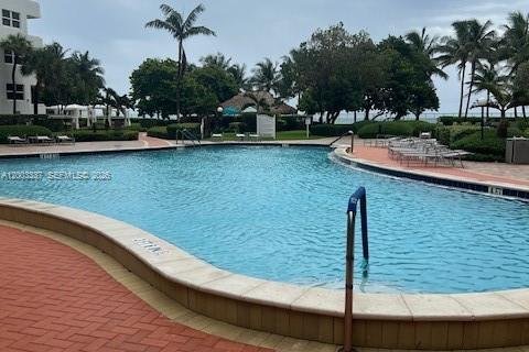 Copropriété à louer à Hollywood, Floride: 1 chambre, 75.9 m2 № 2066584 - photo 11