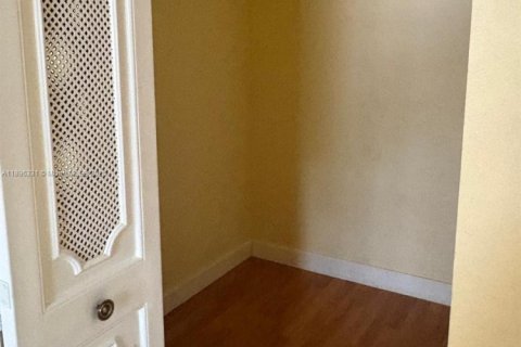Condo in Plantation, Florida, 2 bedrooms  № 1950449 - photo 10