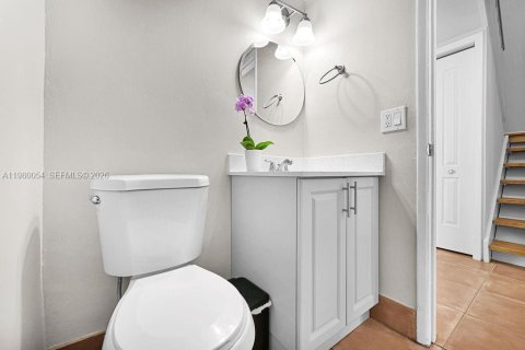 Купить кондоминиум в Майами, Флорида 4 спальни, 183.02м2, № 2047124 - фото 23