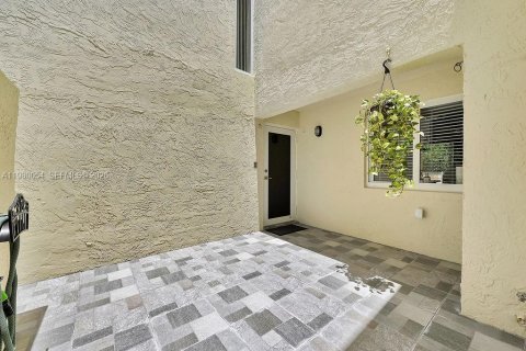 Купить кондоминиум в Майами, Флорида 4 спальни, 183.02м2, № 2047124 - фото 7