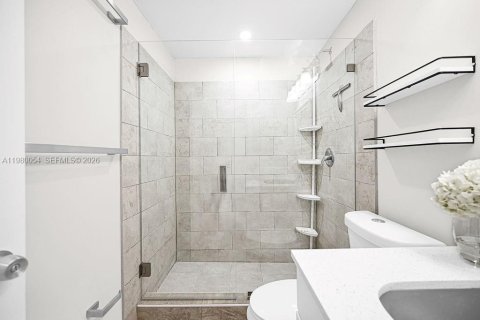 Купить кондоминиум в Майами, Флорида 4 спальни, 183.02м2, № 2047124 - фото 30