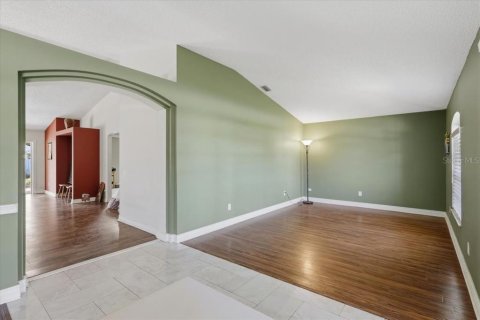 House in Palm Coast, Florida 3 bedrooms, 187.66 sq.m. № 2420252 - photo 13