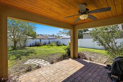 House in Palm Coast, Florida 3 bedrooms, 187.66 sq.m. № 2420252 - photo 9