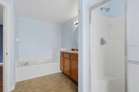 House in Palm Coast, Florida 3 bedrooms, 187.66 sq.m. № 2420252 - photo 30