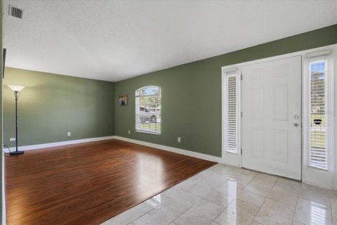 House in Palm Coast, Florida 3 bedrooms, 187.66 sq.m. № 2420252 - photo 15