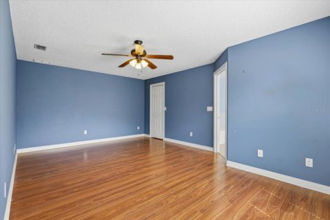 House in Palm Coast, Florida 3 bedrooms, 187.66 sq.m. № 2420252 - photo 25