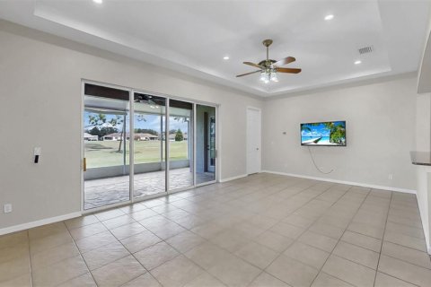 Condo in Sun City Center, Florida, 2 bedrooms  № 1906698 - photo 18