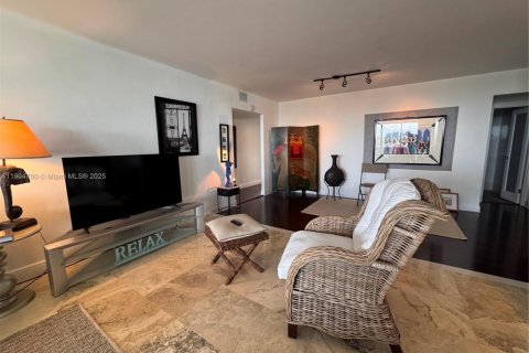 Купить кондоминиум в Майами-Бич, Флорида 2 спальни, 180.23м2, № 1966051 - фото 5