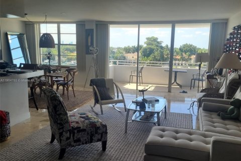 Купить кондоминиум в Майами-Бич, Флорида 2 спальни, 180.23м2, № 1966051 - фото 9
