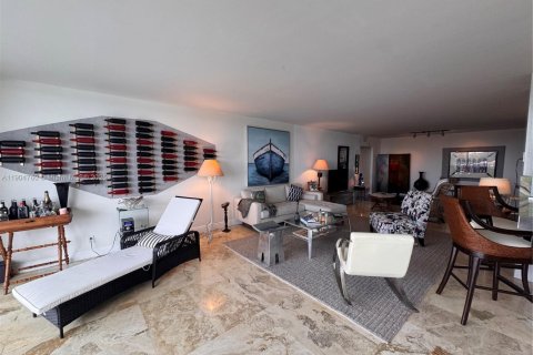 Купить кондоминиум в Майами-Бич, Флорида 2 спальни, 180.23м2, № 1966051 - фото 3