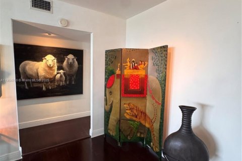 Купить кондоминиум в Майами-Бич, Флорида 2 спальни, 180.23м2, № 1966051 - фото 6