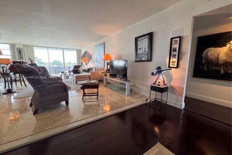 Купить кондоминиум в Майами-Бич, Флорида 2 спальни, 180.23м2, № 1966051 - фото 7