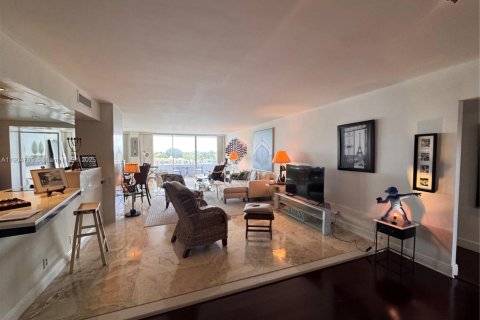 Купить кондоминиум в Майами-Бич, Флорида 2 спальни, 180.23м2, № 1966051 - фото 8