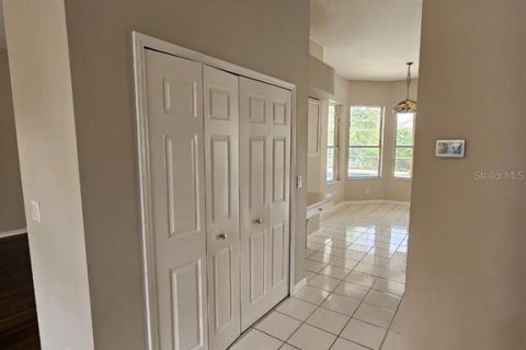 House in Orlando, Florida 4 bedrooms, 231.98 sq.m. № 1547727 - photo 18
