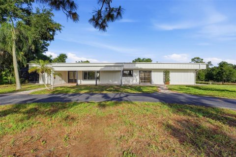 Villa ou maison à Englewood, Floride 4 chambres, 283.44 m2 № 2114470