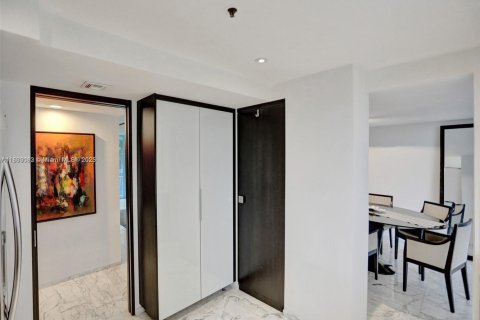 Condominio en venta en Miami, Florida, 3 dormitorios, 160.91 m2 № 1814071 - foto 8
