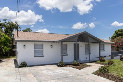 House in Tampa, Florida 3 bedrooms, 107.86 sq.m. № 1802997 - photo 4
