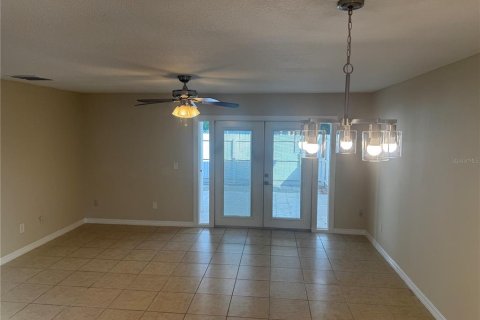 Townhouse in Winter Park, Florida 3 bedrooms, 135.27 sq.m. № 1877243 - photo 6