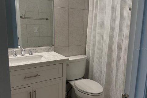 Townhouse in Winter Park, Florida 3 bedrooms, 135.27 sq.m. № 1877243 - photo 10