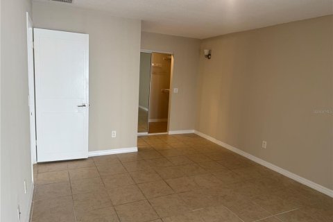 Townhouse in Winter Park, Florida 3 bedrooms, 135.27 sq.m. № 1877243 - photo 8