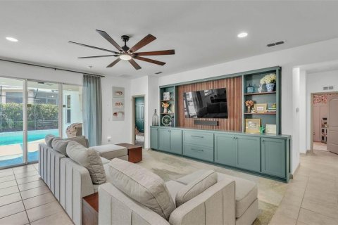 Villa ou maison à vendre à Fish Hawk, Floride: 4 chambres, 223.71 m2 № 1725150 - photo 2