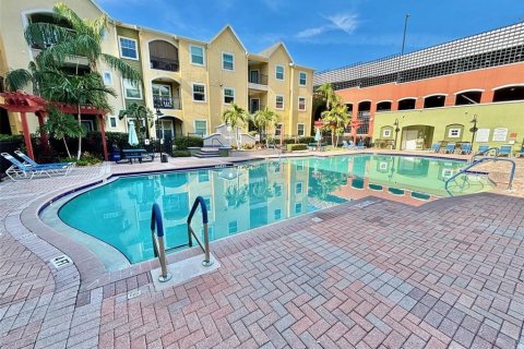 Condo in Tampa, Florida, 1 bedroom  № 1833561 - photo 22