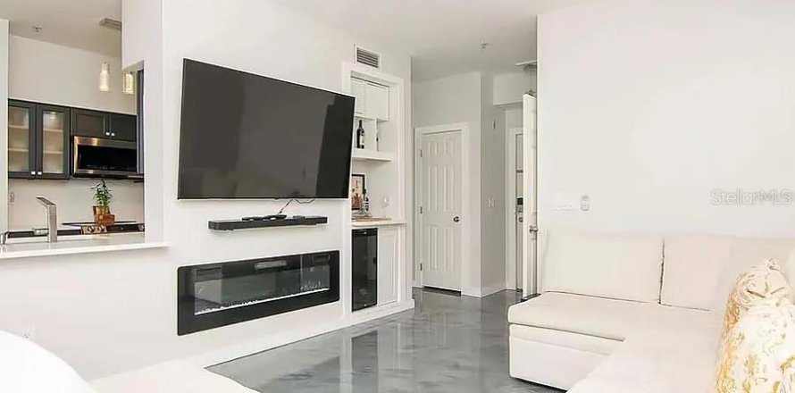 Condo in Tampa, Florida, 1 bedroom № 1833561