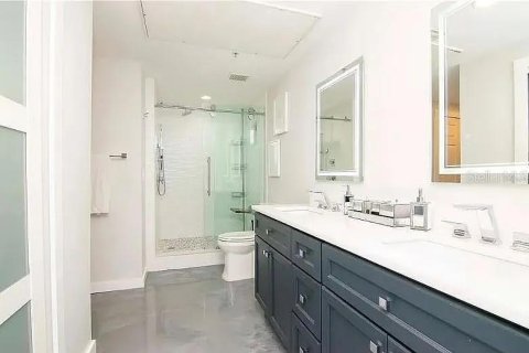 Condo in Tampa, Florida, 1 bedroom  № 1833561 - photo 14