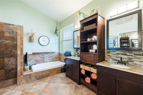 Villa ou maison à vendre à Trinity, Floride: 4 chambres, 233.65 m2 № 2223206 - photo 27