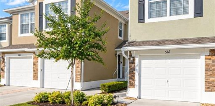 Condo à Sanford, Floride, 3 chambres  № 2428961