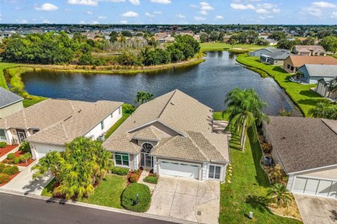 House in Port Charlotte, Florida 2 bedrooms, 189.43 sq.m. № 2337490 - photo 26