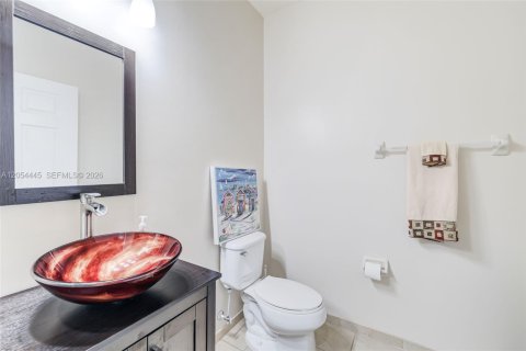 Villa ou maison à vendre à Miami, Floride: 4 chambres, 287.07 m2 № 2186399 - photo 26