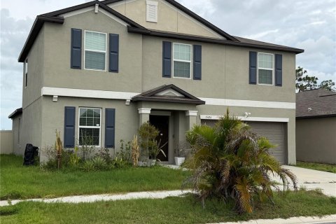 Casa en Sun City Center, Florida 5 dormitorios, 273.97 m2 № 2131534