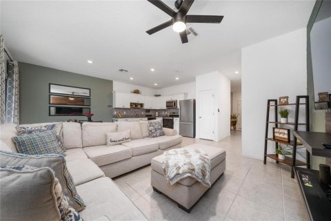 Adosado en alquiler en Davenport, Florida, 3 dormitorios, 130.43 m2 № 1870634 - foto 2