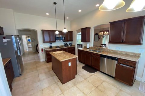 Casa en alquiler en The Villages, Florida, 3 dormitorios, 162.95 m2 № 1841547 - foto 5