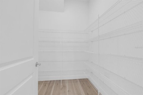 Villa ou maison à vendre à Orlando, Floride: 4 chambres, 359.44 m2 № 2355904 - photo 20