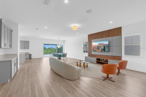 Villa ou maison à vendre à Orlando, Floride: 4 chambres, 359.44 m2 № 2355904 - photo 12