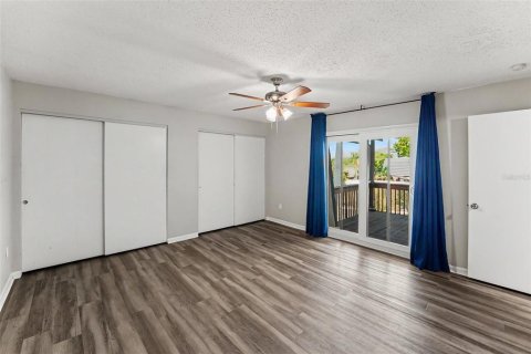 Adosado en venta en Seminole, Florida, 2 dormitorios, 145.3 m2 № 2215612 - foto 15