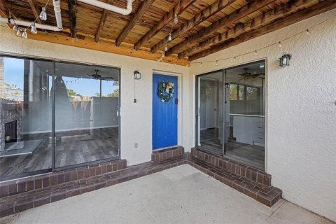 Adosado en venta en Seminole, Florida, 2 dormitorios, 145.3 m2 № 2215612 - foto 26