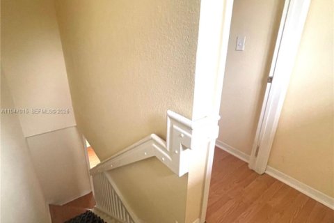 Adosado en alquiler en North Miami Beach, Florida, 3 dormitorios, 109.81 m2 № 2003113 - foto 11