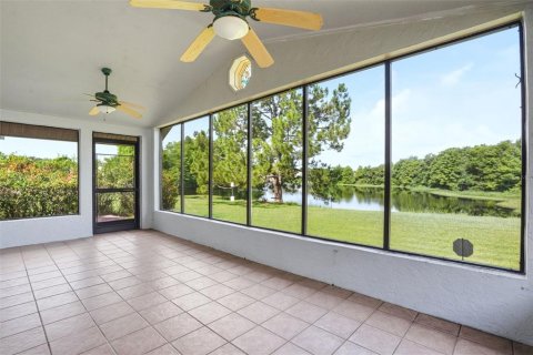 House in Orlando, Florida 4 bedrooms, 170.75 sq.m. № 2107628 - photo 27
