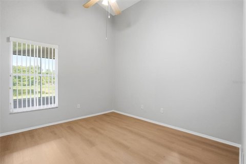 House in Orlando, Florida 4 bedrooms, 170.75 sq.m. № 2107628 - photo 25