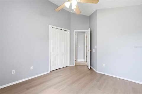 House in Orlando, Florida 4 bedrooms, 170.75 sq.m. № 2107628 - photo 19